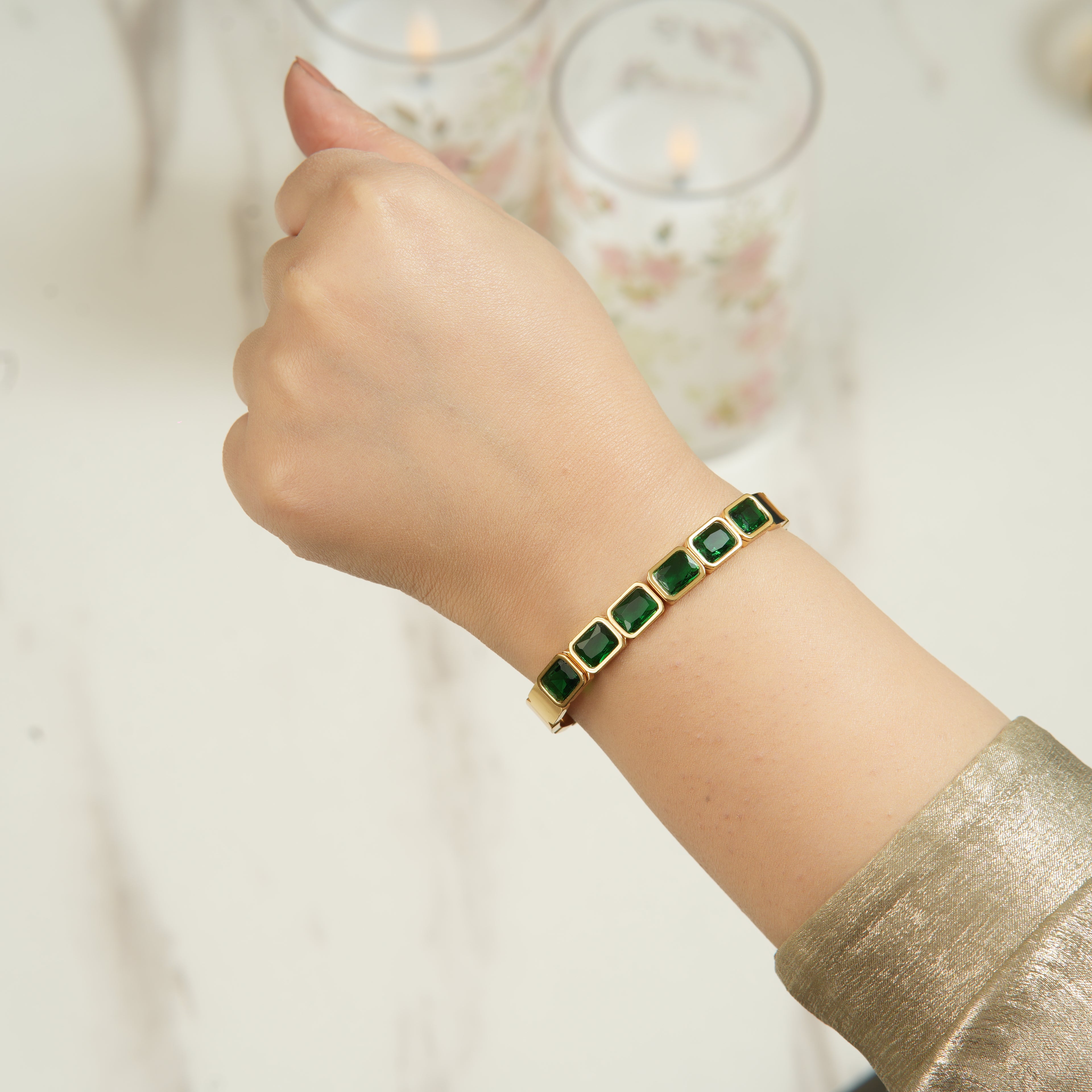 Elen Vintage Zircon Bangle