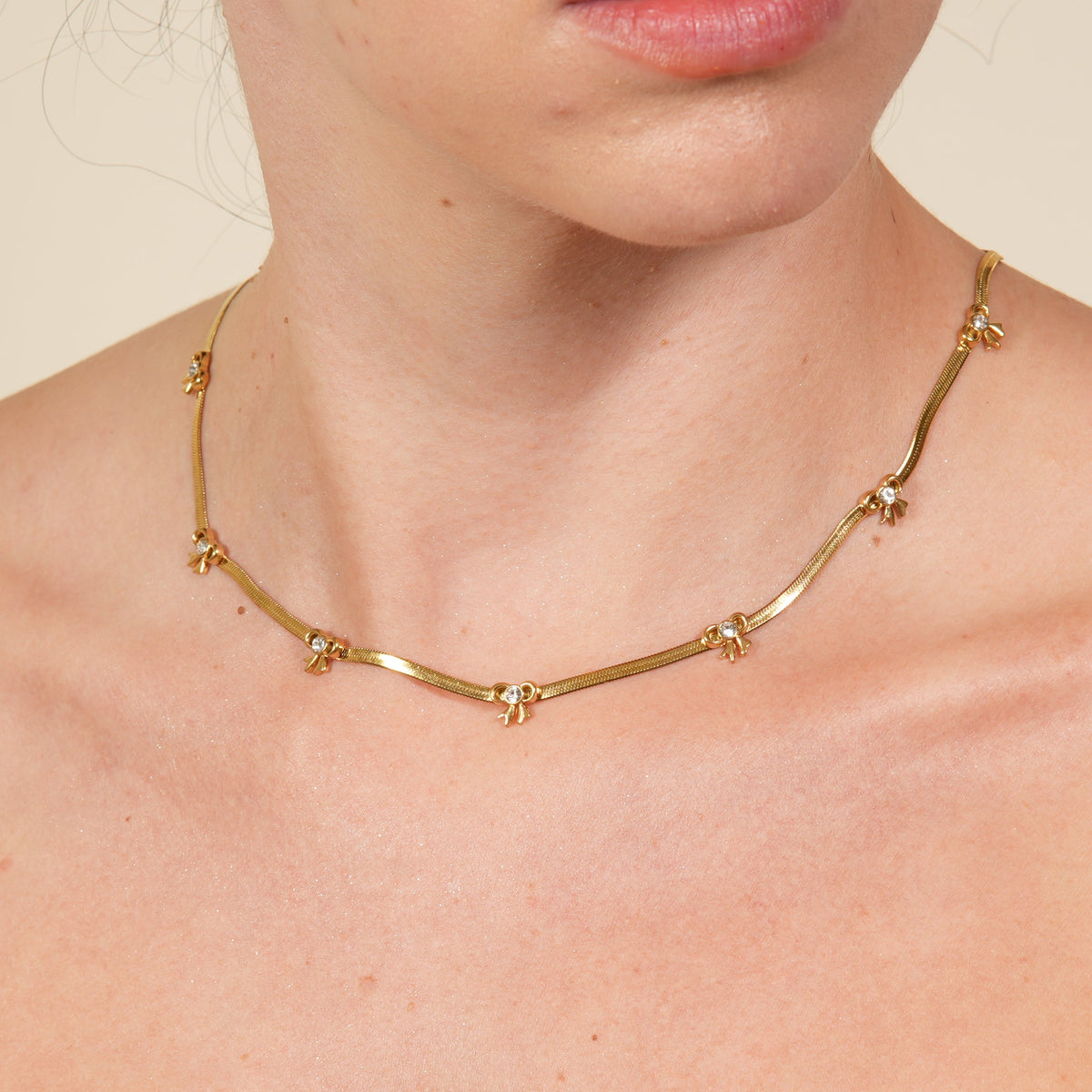 Jara Snake X Bowknots Necklace