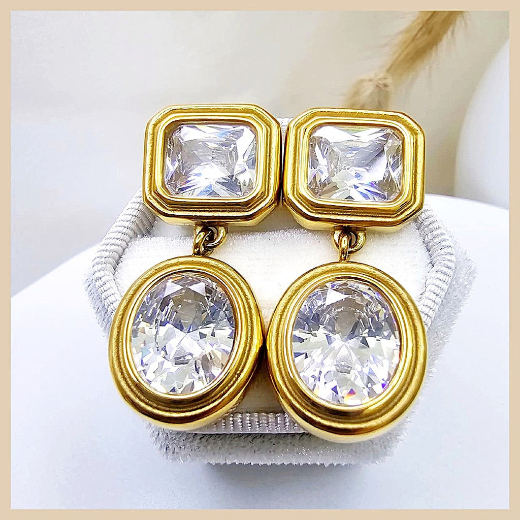 Femi Kiss Me Earings