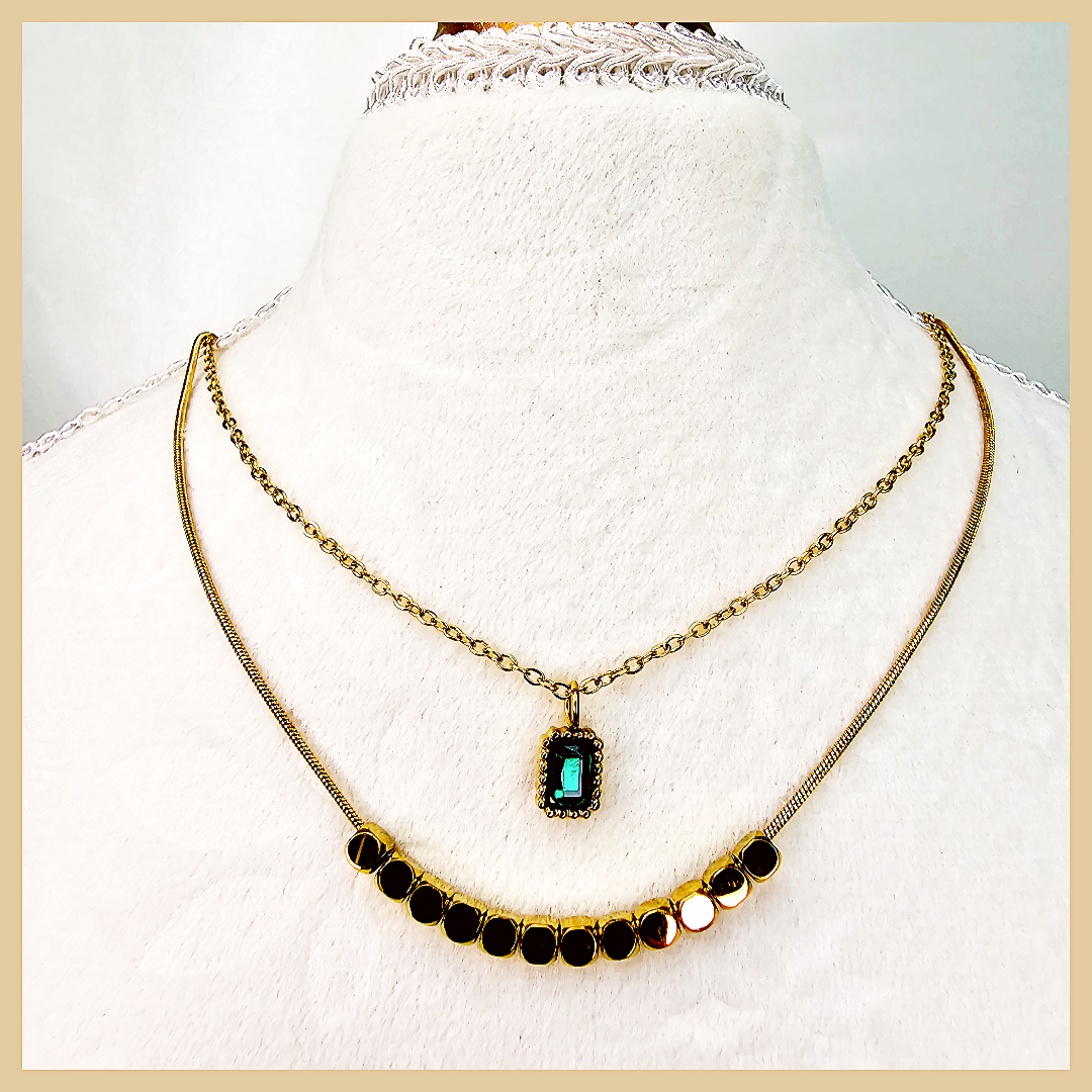 Dainty adjustable gold layered choker designed for modern women who value comfort, versatility, and premium jewellery appeal.