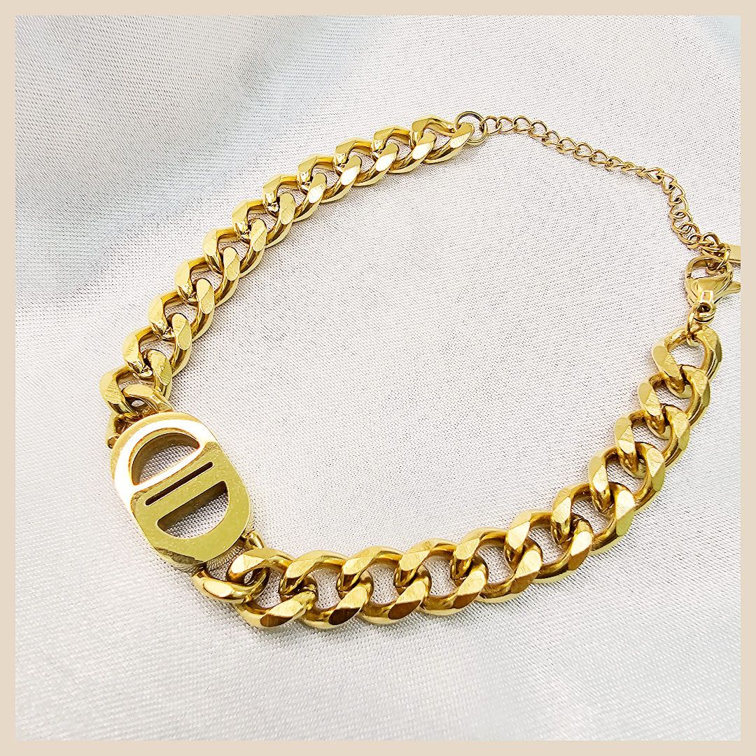 Elegant Aida D Style rope chain bracelet in stainless steel, a gift-worthy piece for her that feels timeless, stylish, and beautifully finished.