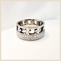 Elegant Ceci lucky clover ring with cubic zirconia accents, designed for women who love symbolic jewellery with a polished and timeless wedding-inspired look.