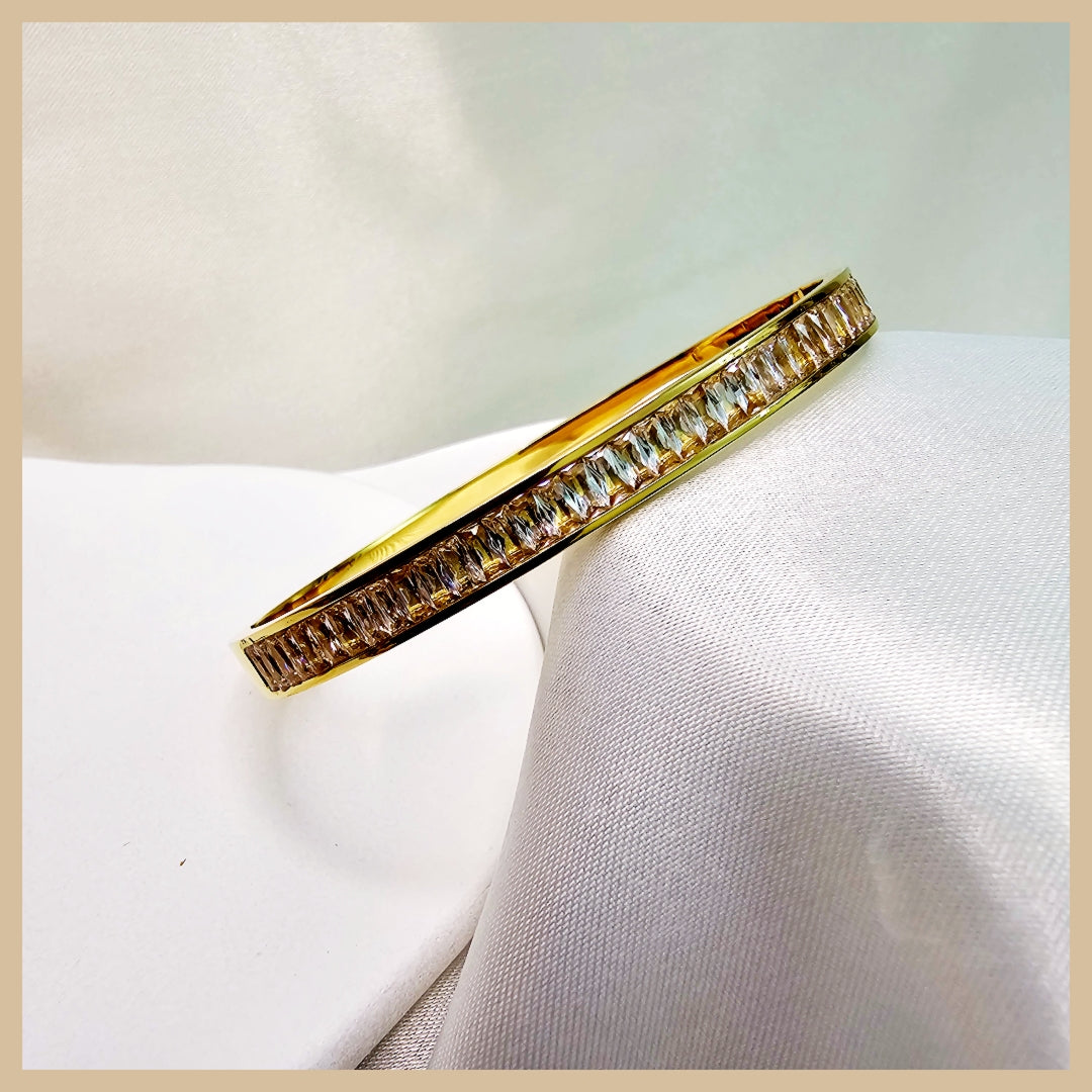 Elegant Gabi multi-layer stackable gold bracelets set for her, a thoughtful Eid or anniversary gift that feels exclusive, feminine, and gift-worthy.