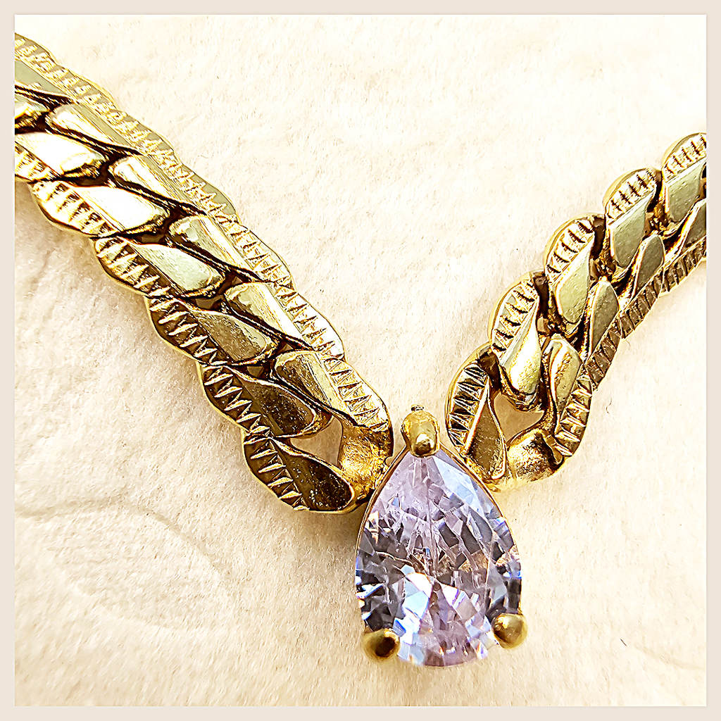 Romantic Amya blue teardrop pendant necklace, a thoughtful anniversary or Eid gift that expresses elegance and lasting beauty.