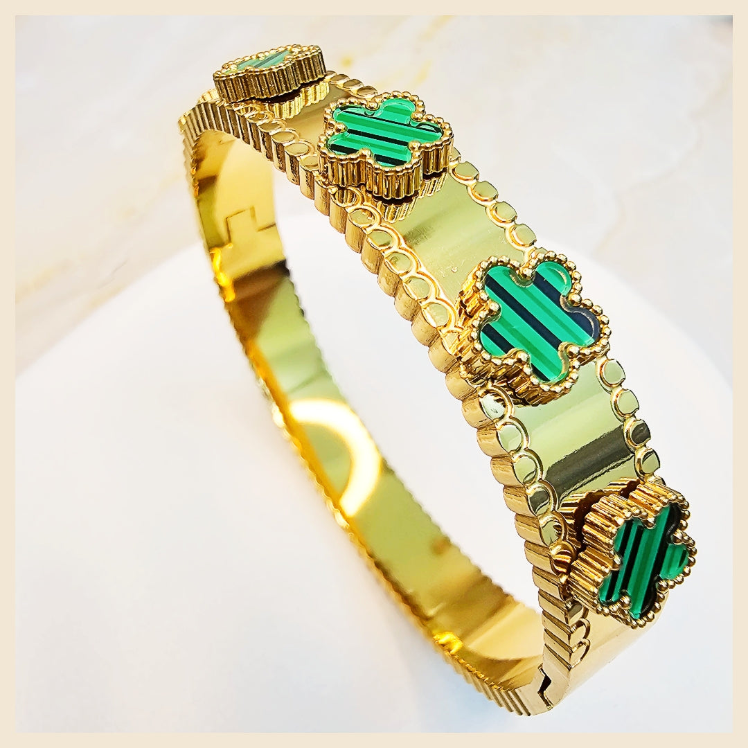 Exclusive Keia petal clover openable crystal bangle, designed for women seeking trusted quality, premium sparkle, and a refined gifting experience.