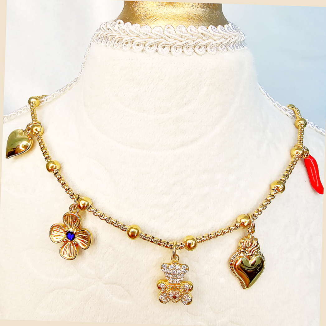 Fashion Biri multilayer pendant necklace for women, a meaningful friendship gift that feels modern, elegant, and beautifully suited to Dubai-inspired style.