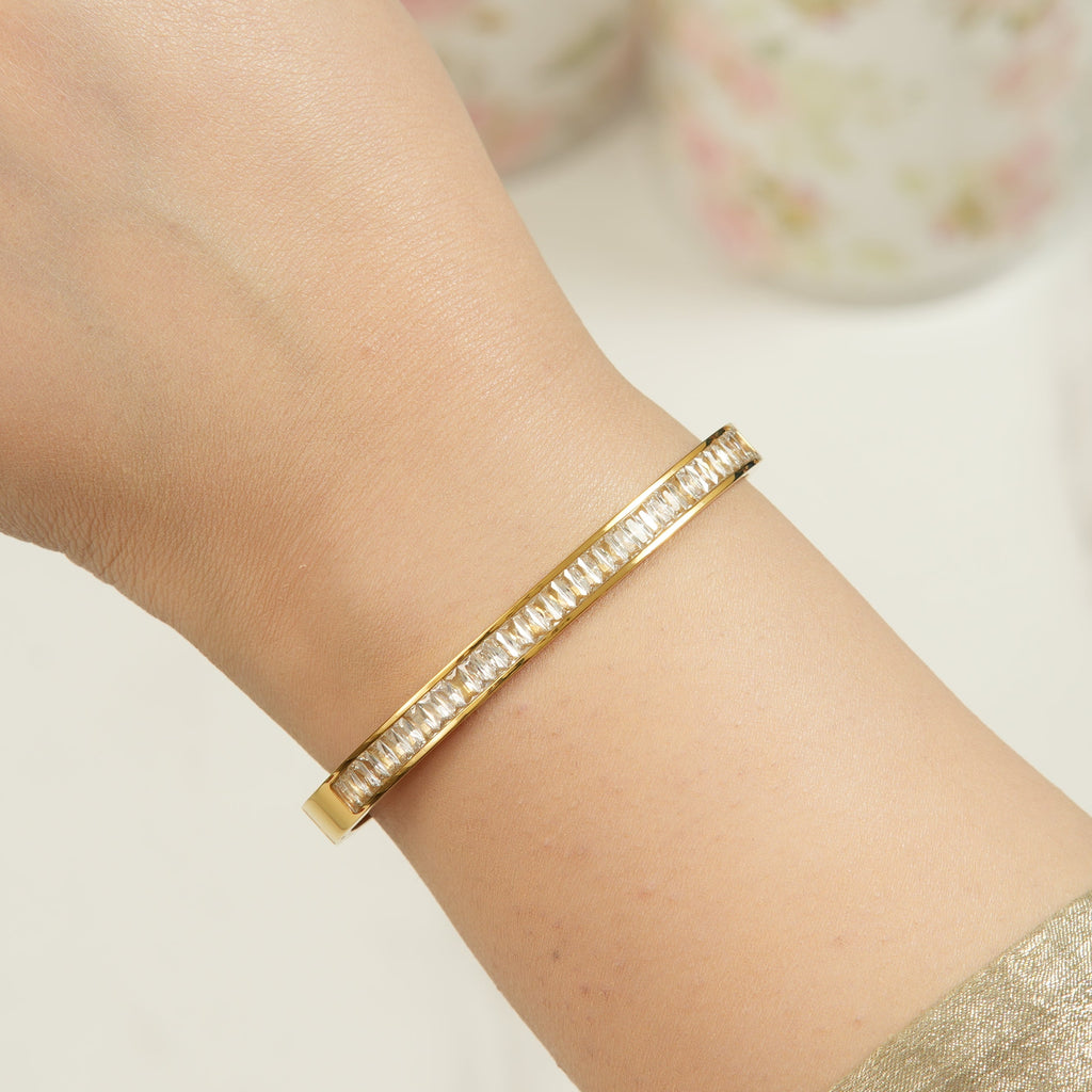 Gabi stackable gold bangle bracelet set with minimalist textured boho style, a non-tarnish look for women who want everyday elegance with trusted shine.