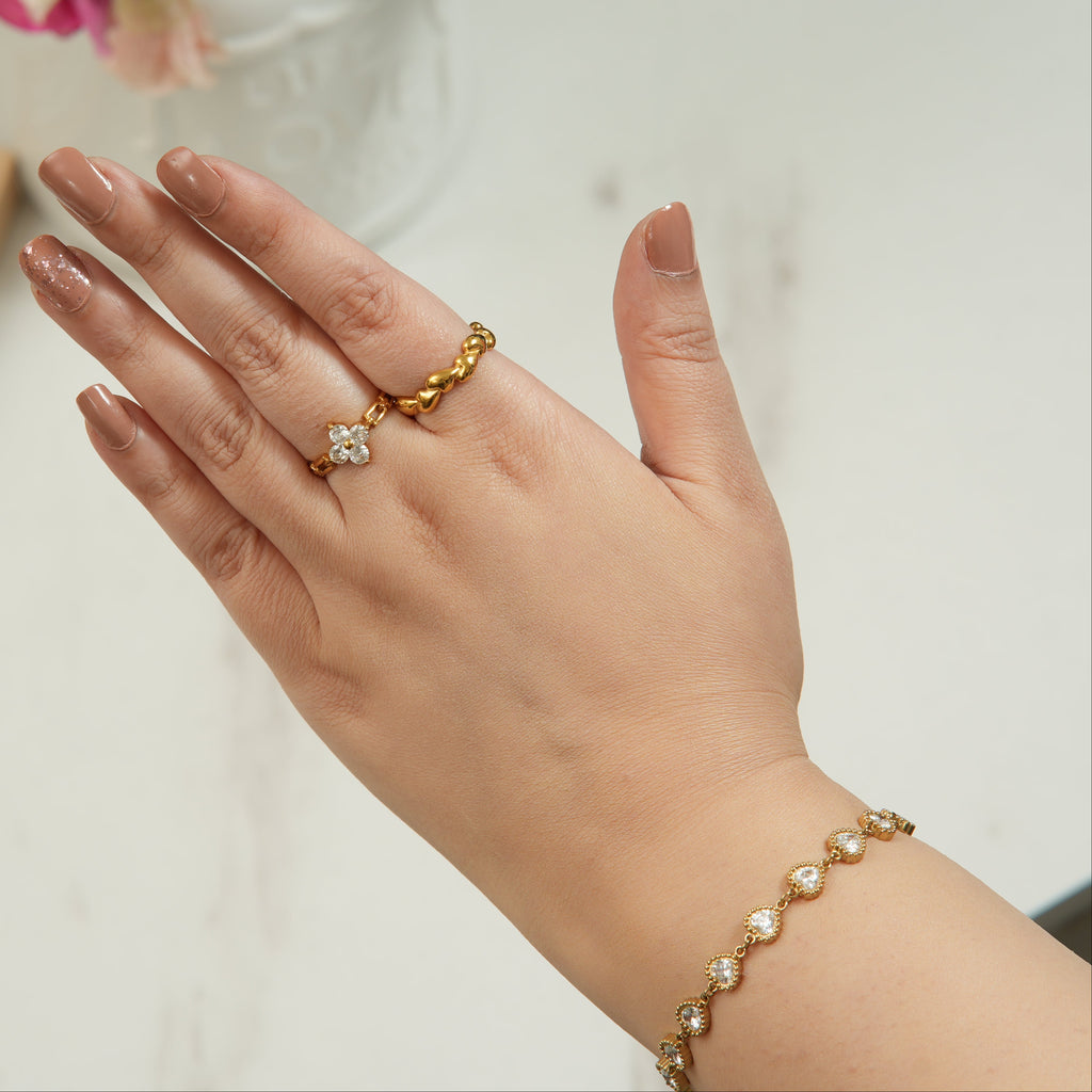 Ilka Join Heart ring in 18K gold plating, designed as a stackable luxury piece for women in the UAE who love modern romance and refined style.