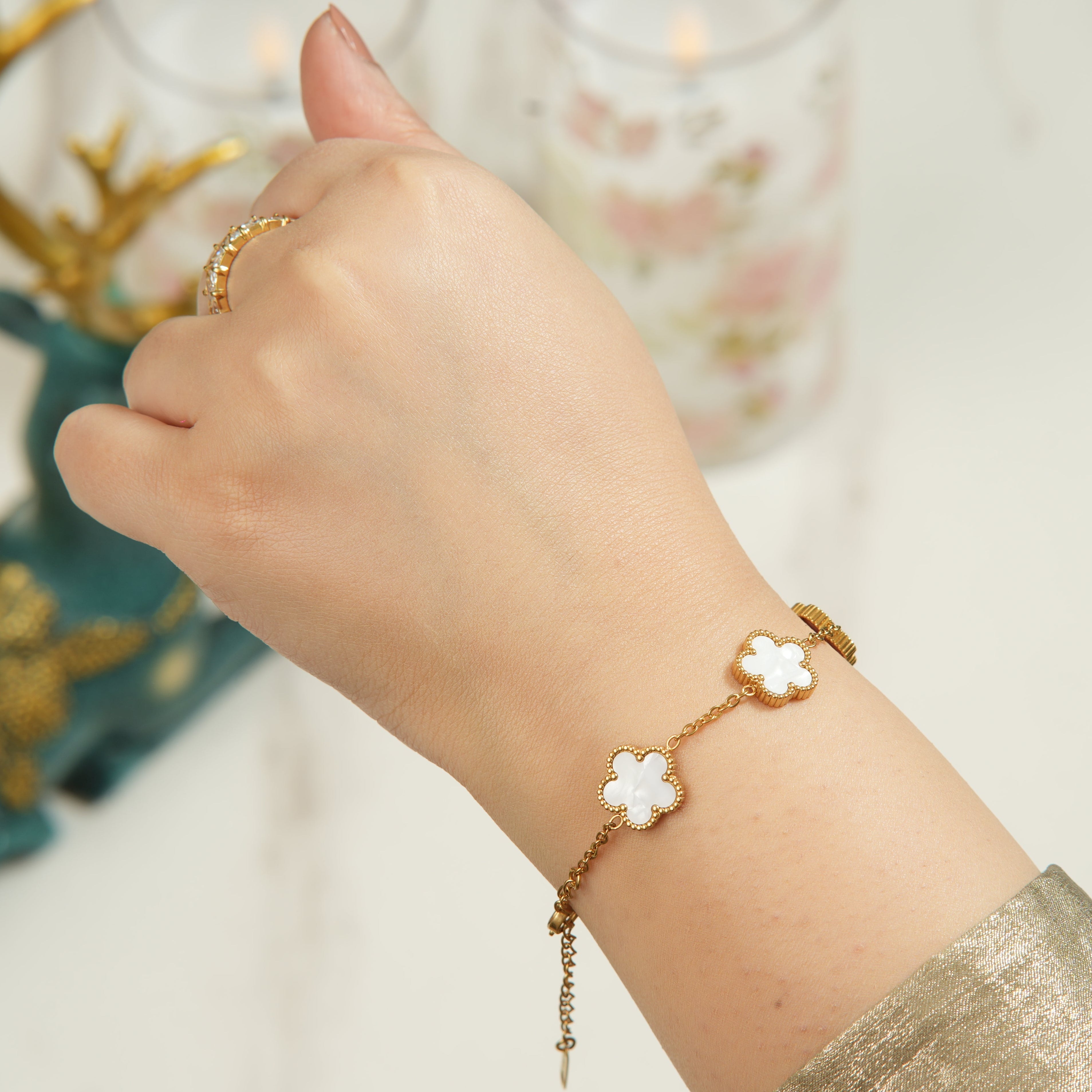 Kiri clover bracelet in 18K gold-plated stainless steel with an openable crystal design, created for women who love elegant sparkle and premium everyday luxury in the UAE.