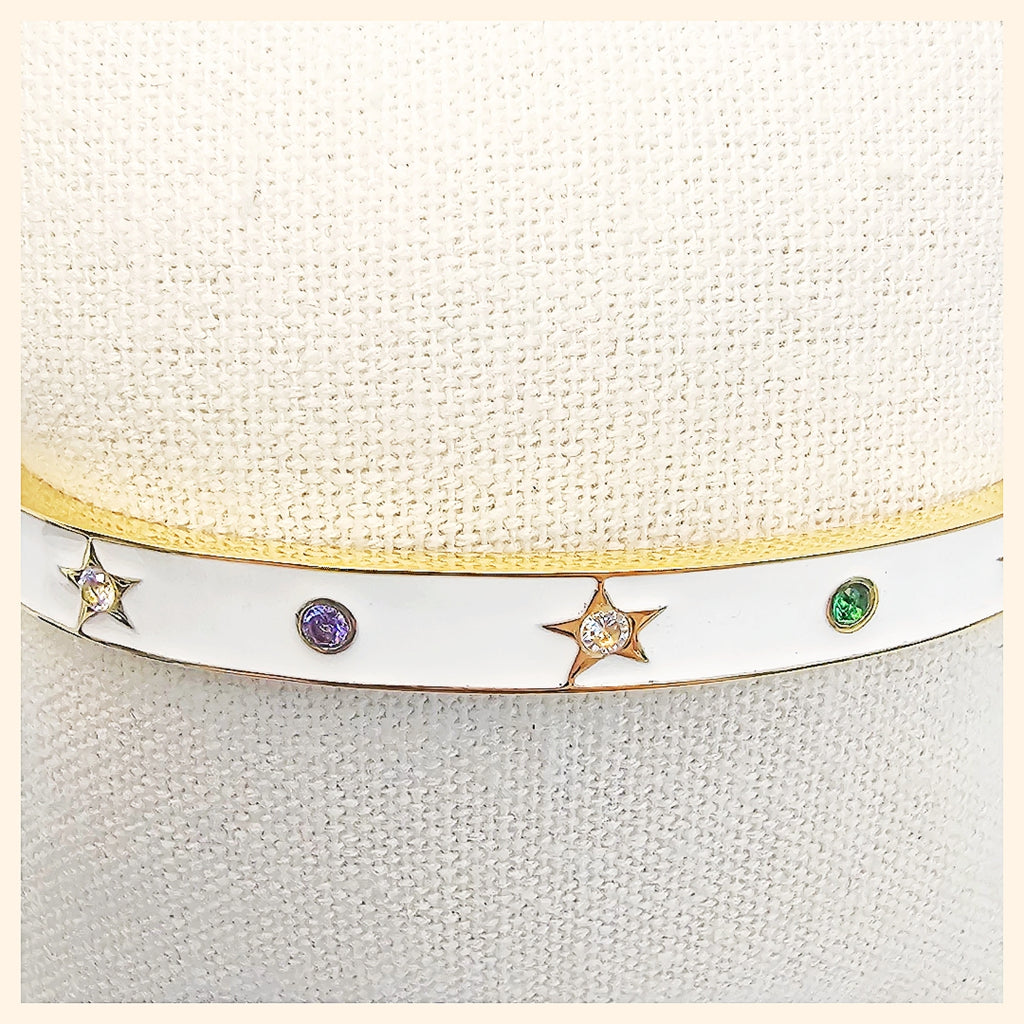 Luxury Kaya white star adjustable twist cuff bangle, a gift-worthy choice for her for Eid, anniversaries, or a stylish surprise in the UAE.