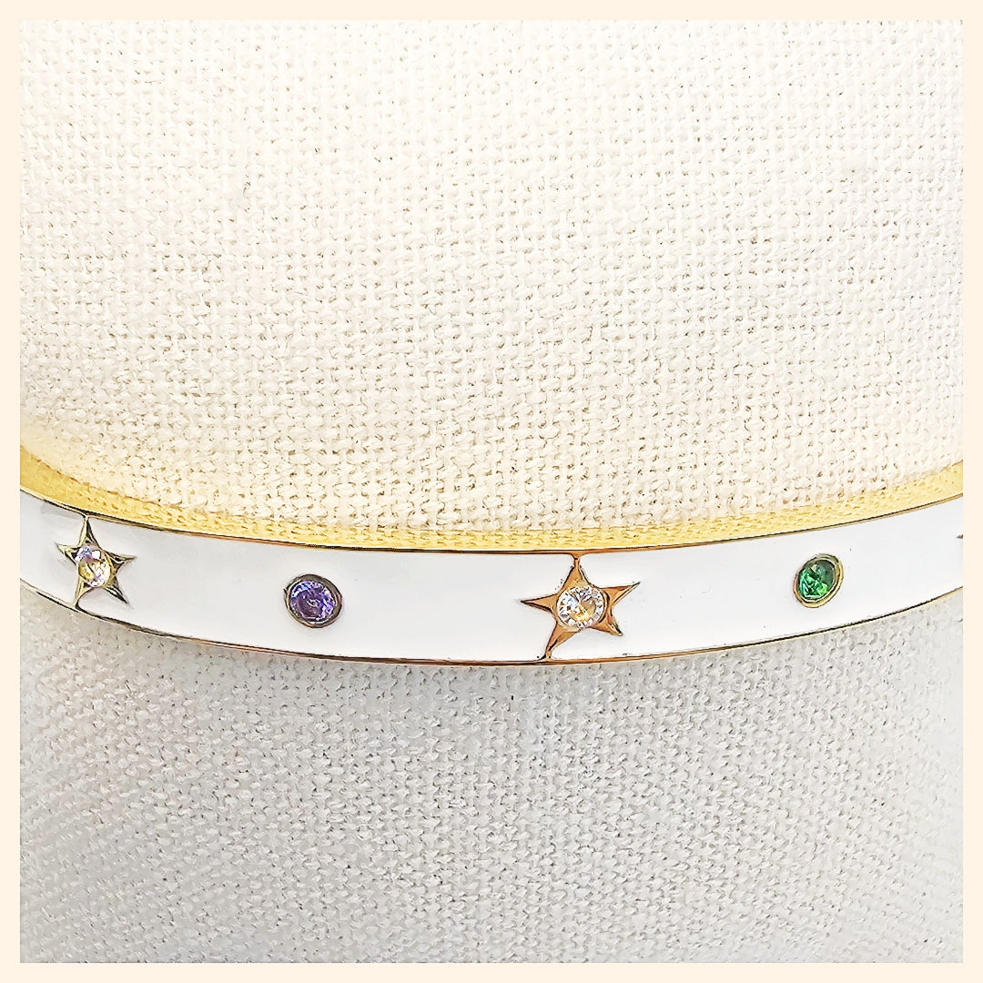 Luxury Kaya white star adjustable twist cuff bangle, a gift-worthy choice for her for Eid, anniversaries, or a stylish surprise in the UAE.