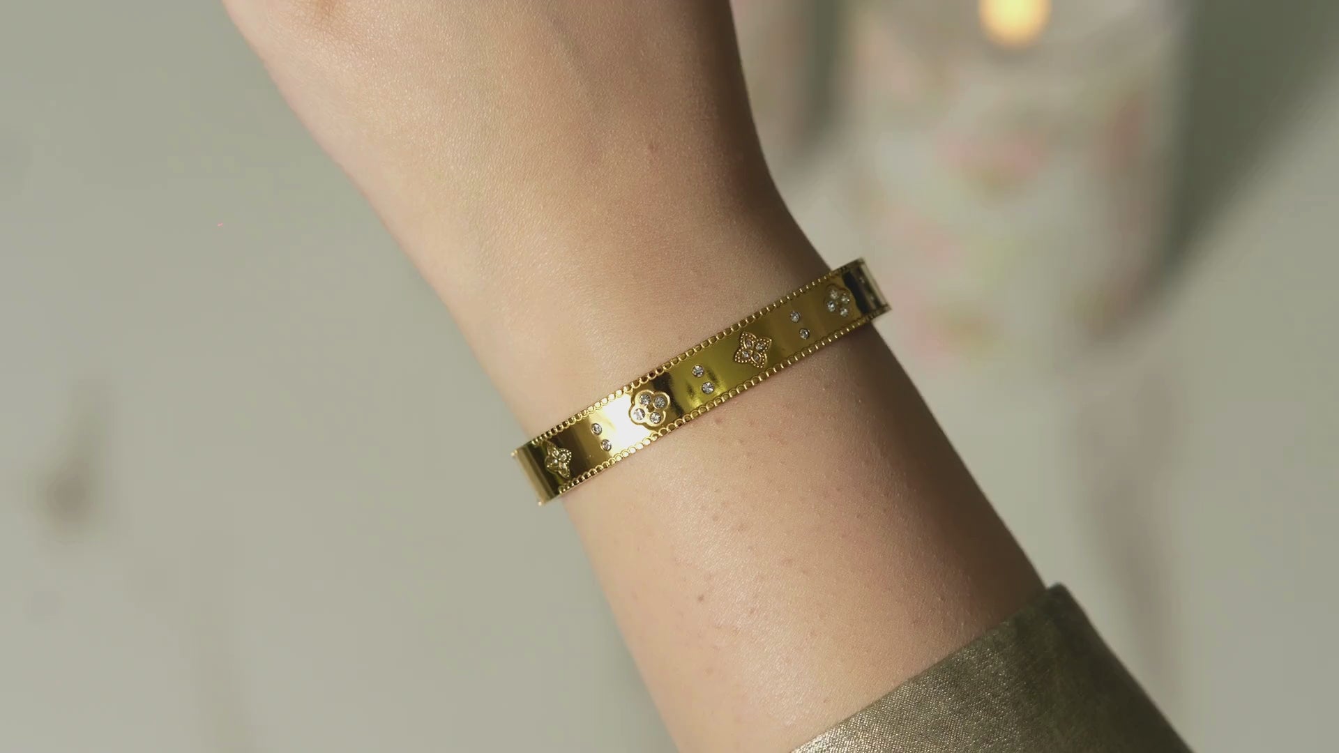 Babs Zircon Bangle