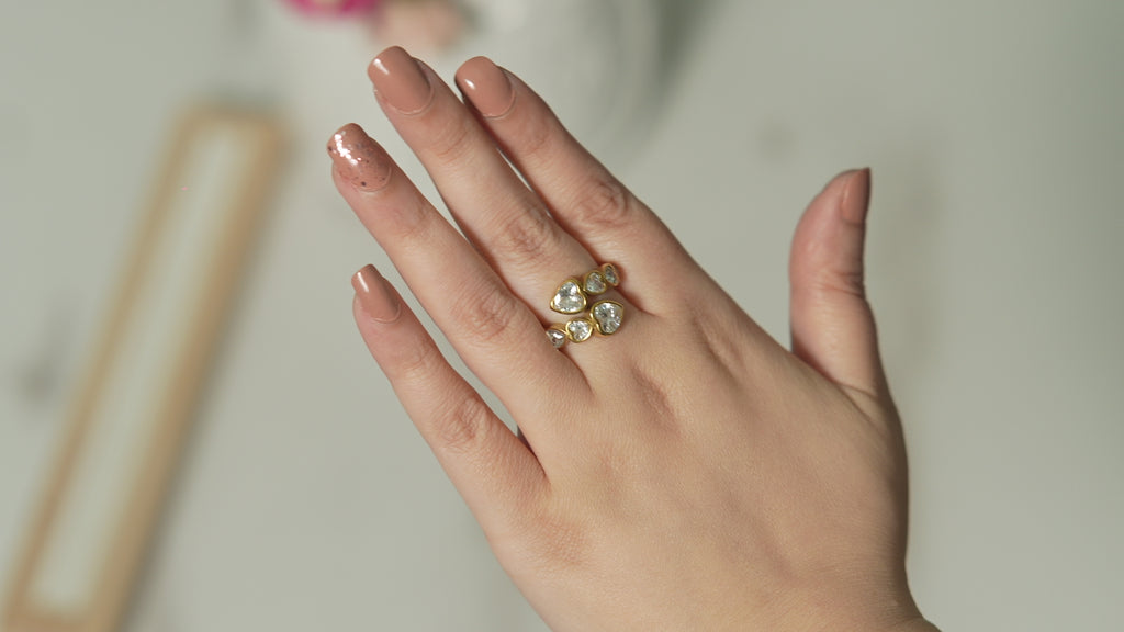 Iara Heart Ring