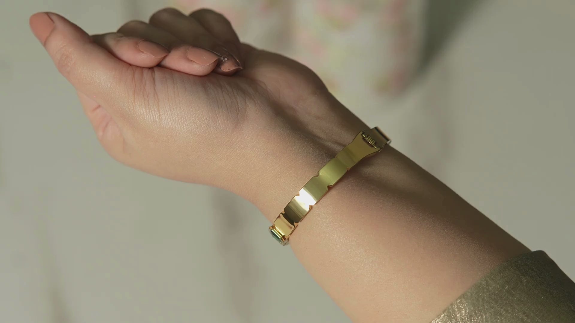 Elen Vintage Zircon Bangle