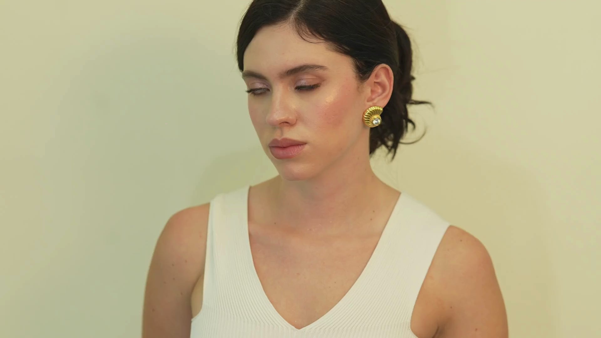 Ocean series Emil shell stud earrings, crafted in 18K gold-plated finish for women who love elegant details that feel refined, modern, and exclusive.