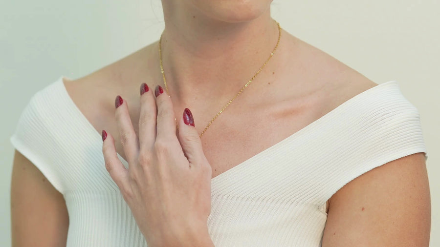 Lura Black Clover Necklace