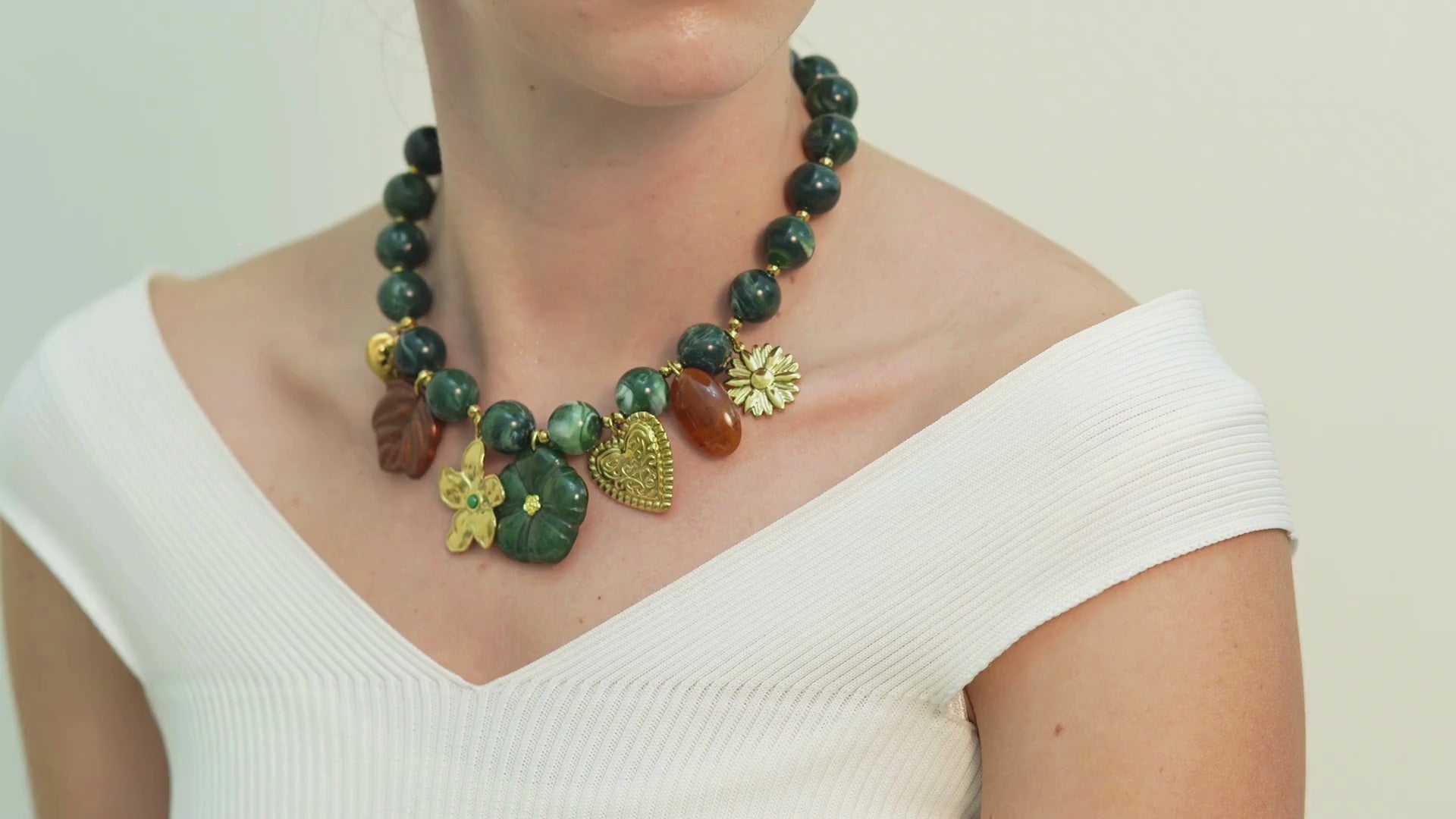 Hela Green Garnet Necklace