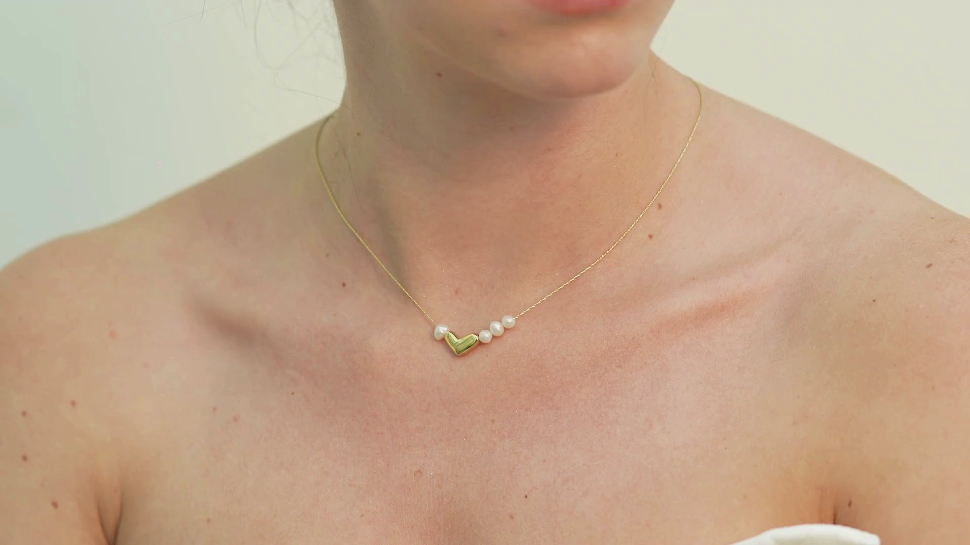 Hara Pearl Heart Necklace