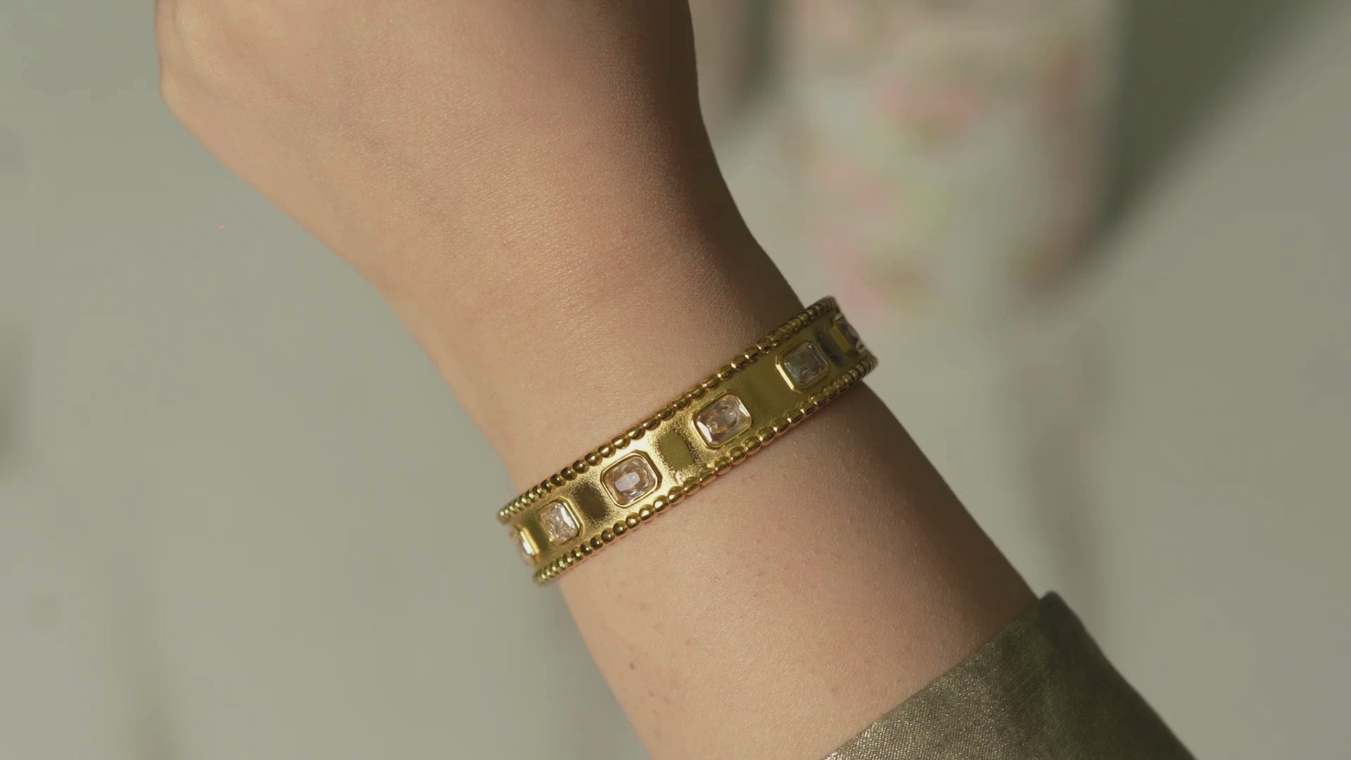 Gila Vintage Bangle