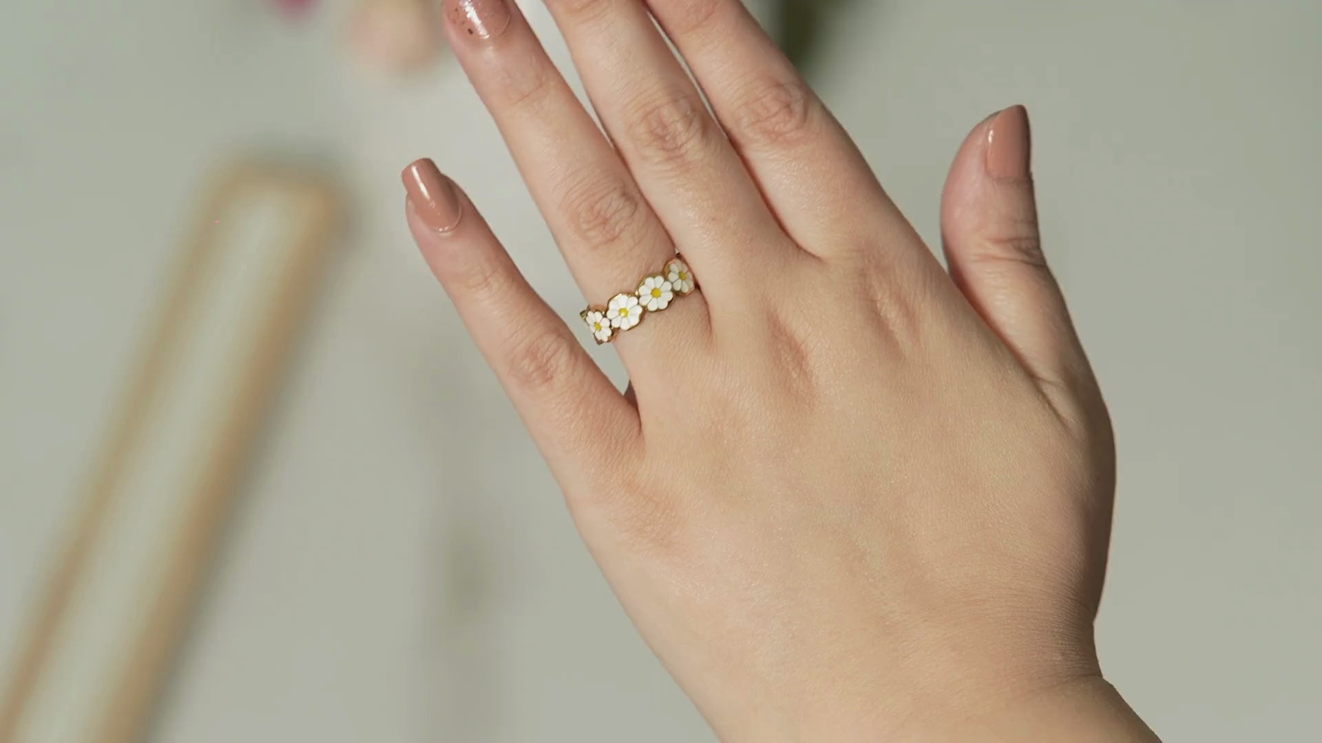 Elba Daisy Ring