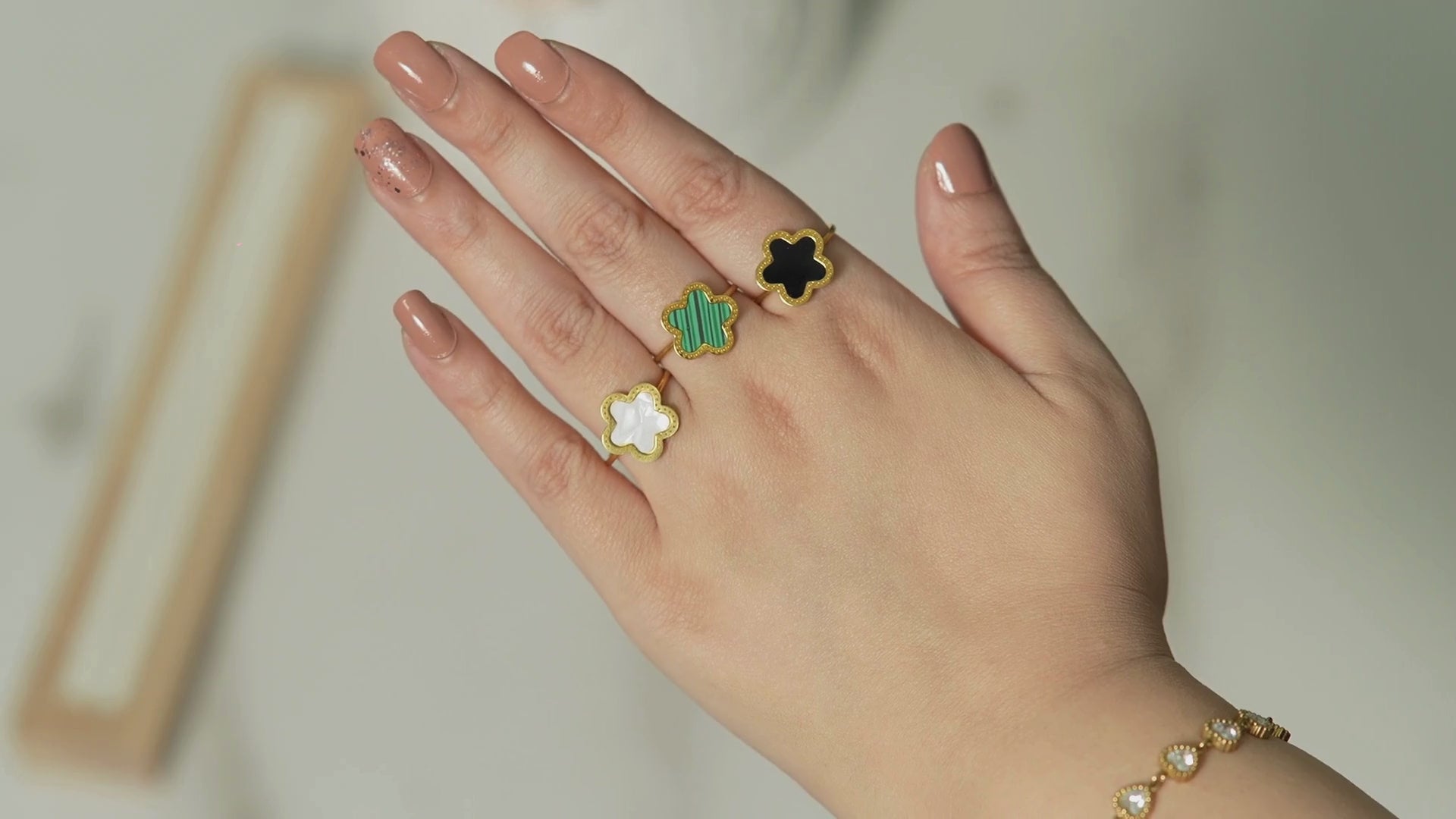 Kiki Clover Ring